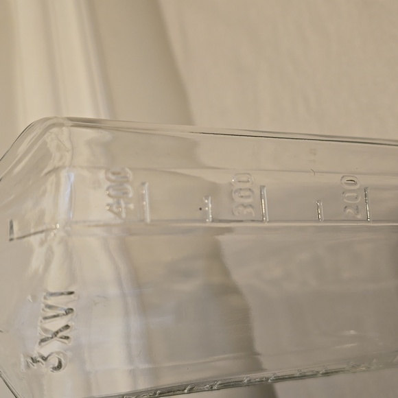 Vintage Owens Glass 3xvi with measurement marks - Picture 10 of 10